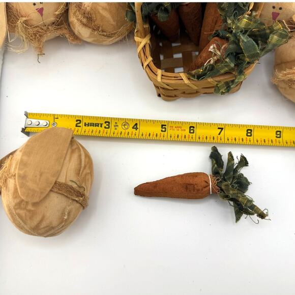 Easter Bunny And Chicken With Carrots And Basket Set - Picture 5 of 10